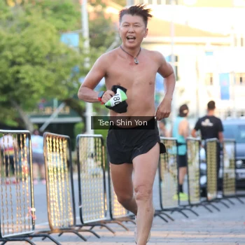 Runner Photo 1521916