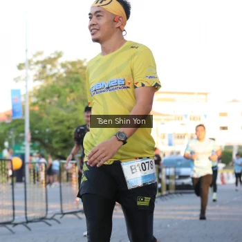 Runner Photo 1522062