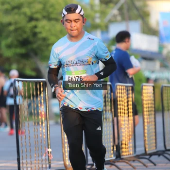 Runner Photo 1522173