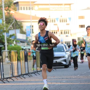 Runner Photo 1522257