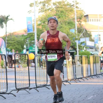 Runner Photo 1522538