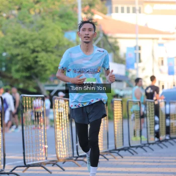 Runner Photo 1522609
