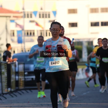 Runner Photo 1522786