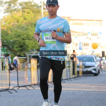 Runner Photo 1522905