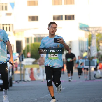 Runner Photo 1522975