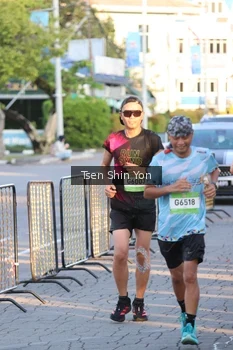 Runner Photo 1523183