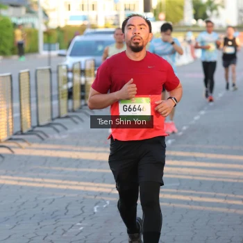 Runner Photo 1523269