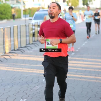 Runner Photo 1523274
