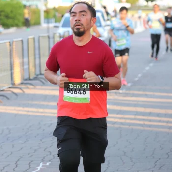 Runner Photo 1523275