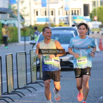 Runner Photo 1523280