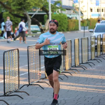 Runner Photo 1523409