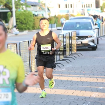 Runner Photo 1523459