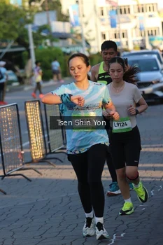 Runner Photo 1523605