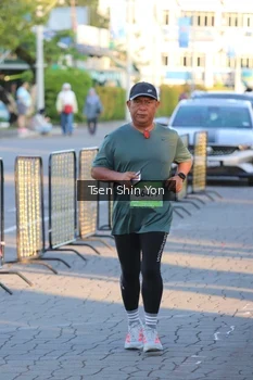 Runner Photo 1523765