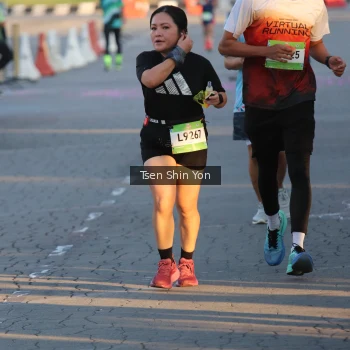 Runner Photo 1523794