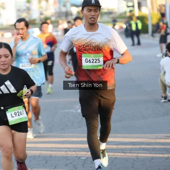 Runner Photo 1523822