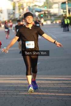 Runner Photo 1523857