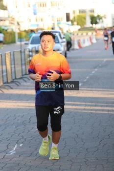 Runner Photo 1523885
