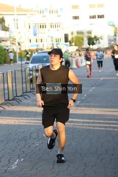 Runner Photo 1523891