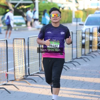 Runner Photo 1523964