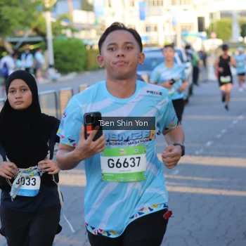 Runner Photo 1524003