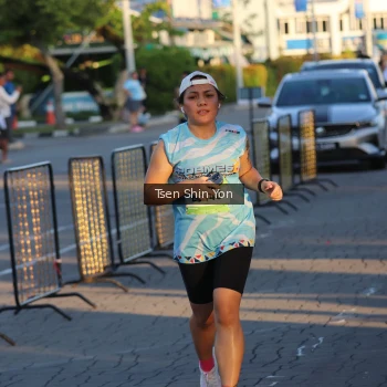 Runner Photo 1524092