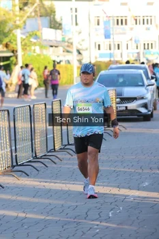 Runner Photo 1524744
