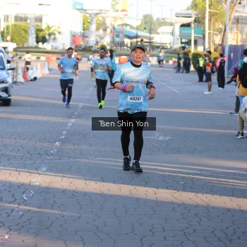 Runner Photo 1525041