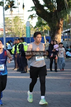 Runner Photo 1525231
