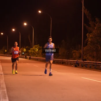 Runner Photo 1525823
