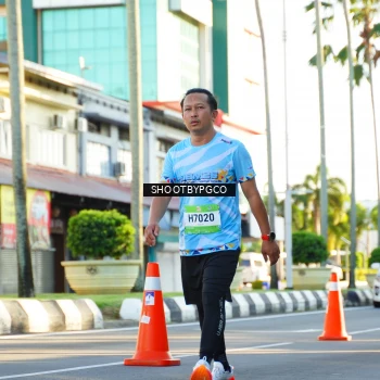 Runner Photo 1526390