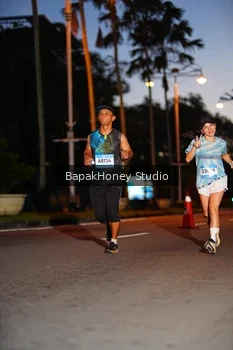 Runner Photo 1526806