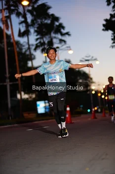 Runner Photo 1526849