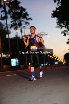 Runner Photo 1526850
