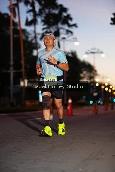 Runner Photo 1526864