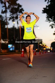Runner Photo 1526872
