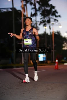 Runner Photo 1526877