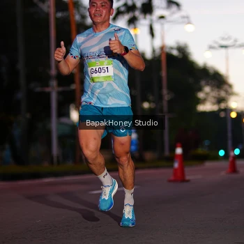 Runner Photo 1526905