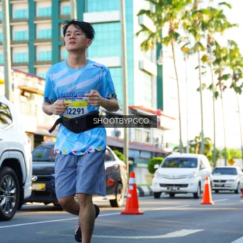 Runner Photo 1526915