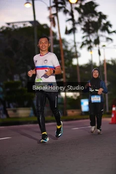 Runner Photo 1526945