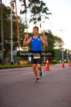Runner Photo 1527044