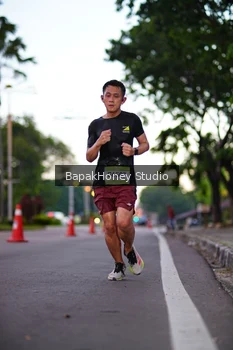 Runner Photo 1527086