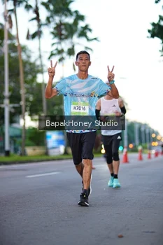 Runner Photo 1527160