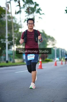 Runner Photo 1527209