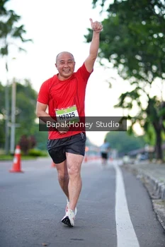 Runner Photo 1527222
