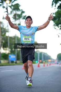 Runner Photo 1527235