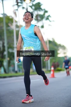 Runner Photo 1527255