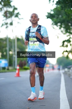 Runner Photo 1527256
