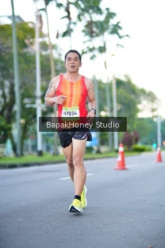 Runner Photo 1527282