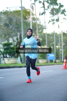Runner Photo 1527292
